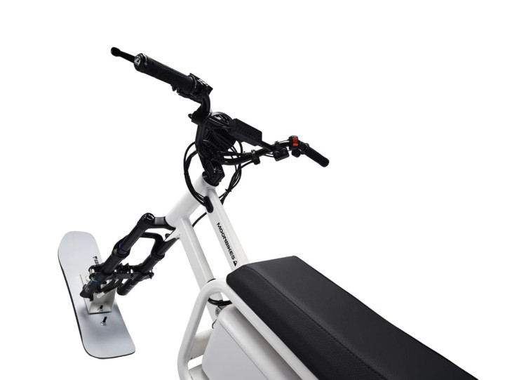 MOONBIKE_snowbike_5.jpg