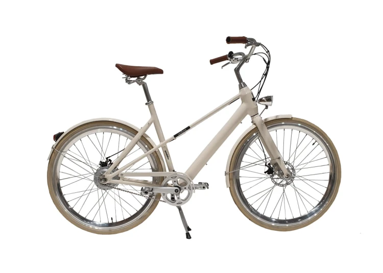GEOBIKE-MFC_citybike_SedinaWhite_P1.jpg