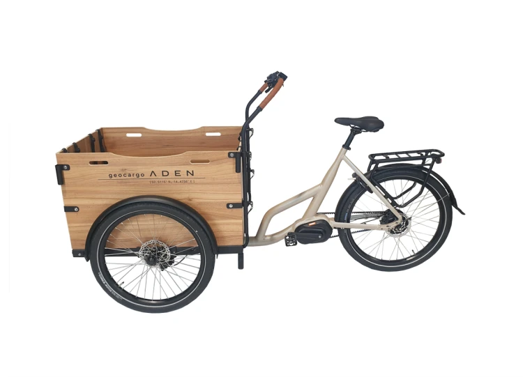 #cargo_ADEN_wood_2.jpg